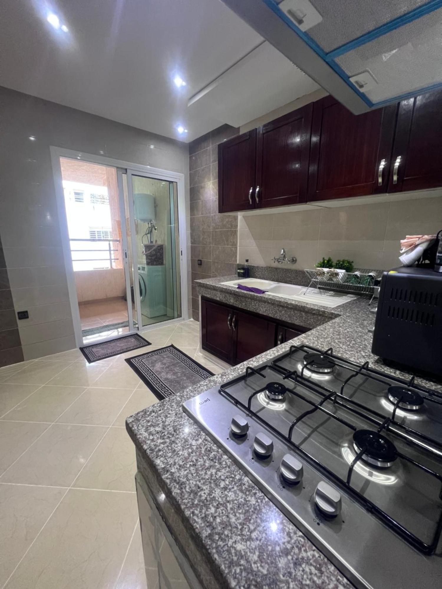 Luxury Center Town Apartment Kenitra Dış mekan fotoğraf